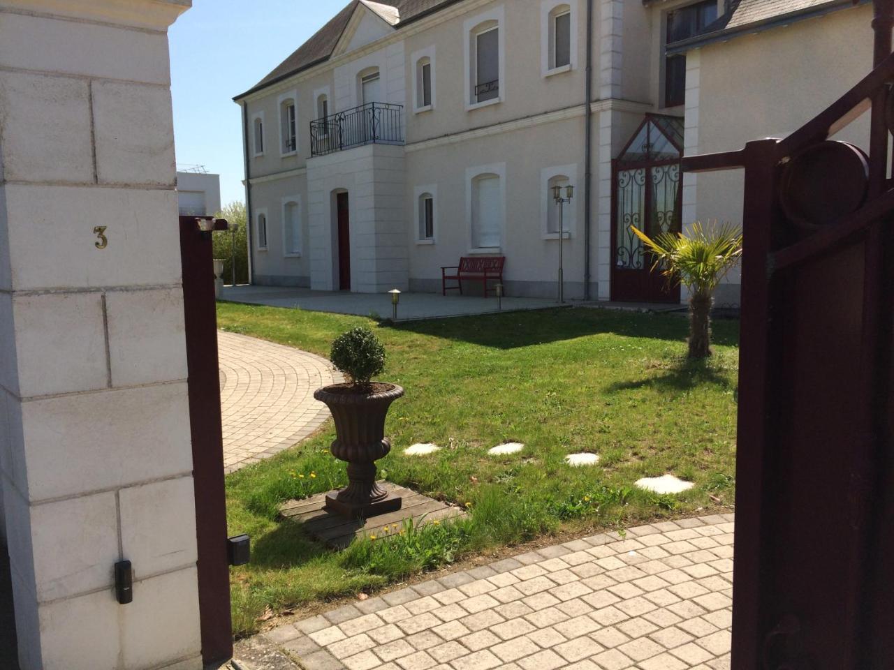 La Villa Bolero แซงต์ซีร์ซูร์ลัวร์ ภายนอก รูปภาพ